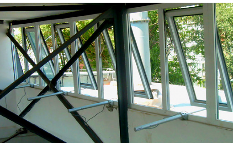 什么是電動(dòng)開窗機(jī)